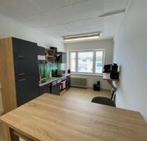 Büro- Praxisfläche Freiburg - 1.990,00&nbsp;EUR Kaltmiete, ca.&nbsp; 150,00&nbsp;m&sup2; in Freiburg im Breisgau (PLZ: 79115) Haslach