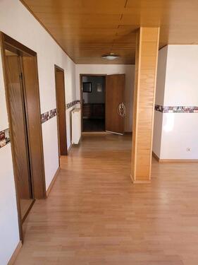 Foto - 3ZKB zum Mieten - 650,00&nbsp;EUR Kaltmiete, ca.&nbsp; 100,00&nbsp;m&sup2;