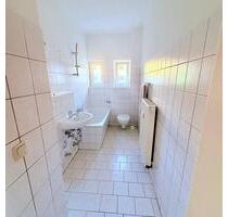 Zwei-Zimmer-Wohnung, 58,4 m² - 21.000,00&nbsp;EUR Kaufpreis, ca.&nbsp; 58,40&nbsp;m&sup2; in Plauen (PLZ: 08529) Alt Chrieschwitz