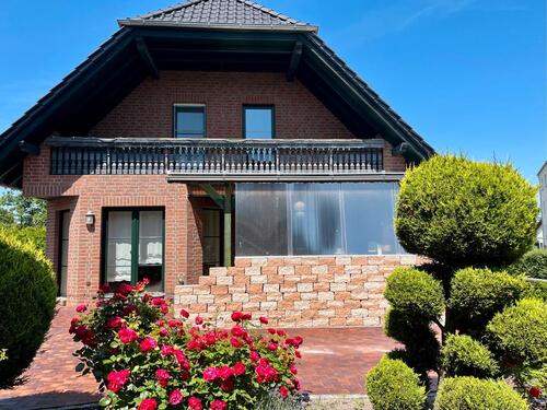 Foto - Charmantes Einfamilienhaus mit Kamin und Balkon
