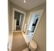 Frauen 3er-WG Zimmers - 550,00&nbsp;EUR Kaltmiete, ca.&nbsp; 71,00&nbsp;m&sup2; in Stuttgart (PLZ: 70195) Botnang