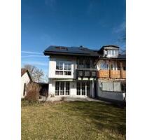 Schön sanierte Doppelhaushäfte mit viel Platz und Licht - Feldkirchen