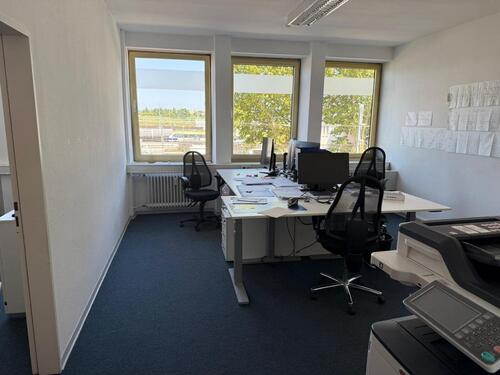 Foto - Großzügige und funktionale Büroetage im 2. Obergeschoss