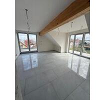 Neubau: Wunderschöne Dachgeschosswohnung mit zwei großen Balkonen - Schaafheim