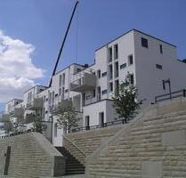 Atelierwohnung mit TG-Stellplatz und Terrasse am Bonifatiuspark - Frankfurt am Main Kalbach