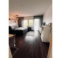 Moderne 1-Zimmer-Wohnung mit Balkon & neuer Küche - Marburg Marbach