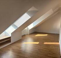 4 Raum Dachgeschosswohnung zu vermieten - Erfurt Daberstedt