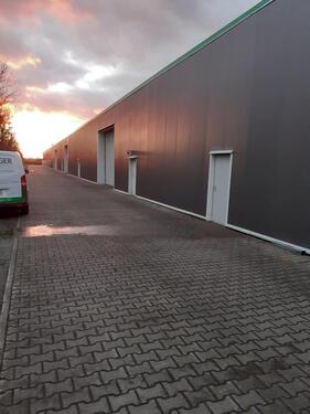 Foto - 243 qm Lagerhalle direkt an der A33 Ausfahrt Borchen