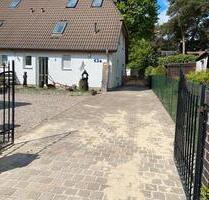 Doppelhaushälfte ca.120 m2 mit 645m2 Garten+ Schuppen - Wandlitz