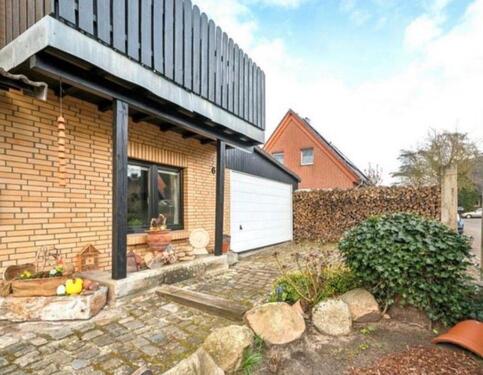 Foto - 5 Zimmer Mehrfamilienhaus, Wohnhaus zum Kaufen in Isernhagen