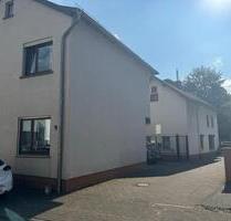 Charmantes Haus mit 4 Zimmern & Terrasse in WeilburgWeinbach