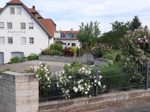 Foto - Vermietungen - 400,00 EUR Kaltmiete,