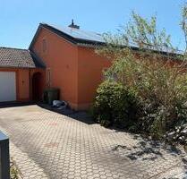 Haus in Wackersdorf - 480.000,00 EUR Kaufpreis, in Wackersdorf (PLZ: 92442)