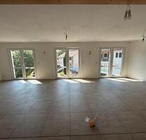 3-Zimmer-Neubauwohnung (Erstbezug) in Gütenbach (45 Min. bis FR)