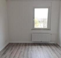 Renovierte 2-Zimmer-Wohnung im 2.Obergeschoss zu vermieten! - Duisburg Hamborn