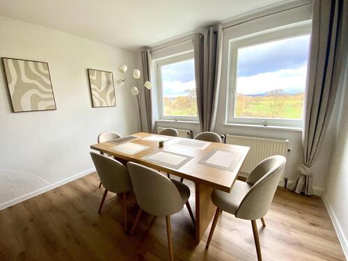 Foto - Traumhafte 100 QM-Wohnung mit spektakulärem Fernblick: Geschmackvoll möbliert