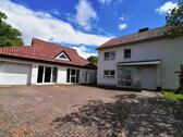 Foto - Pfarrhaus mit Grundstück und Nebengebäude in Landefeld