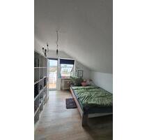 WG- Zimmer - 456,00&nbsp;EUR Kaltmiete, ca.&nbsp; 11,00&nbsp;m&sup2; in Gießen (PLZ: 35396) Wieseck