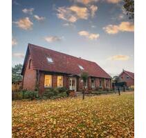 Modernisiertes Mehrfamilienhaus (3 Wg) mit Stallungen & Wellness - Lübz