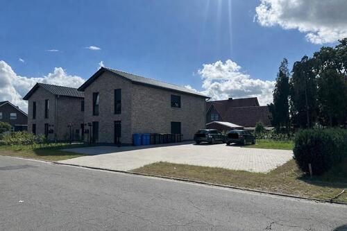 Foto - Hochwertige drei Zimmer Neubauwohnung mit großer Dachterrasse
