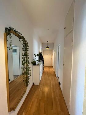 Foto - Schöne 3-Zimmer-Wohnung mit Balkon in familienfreundlicher Lage