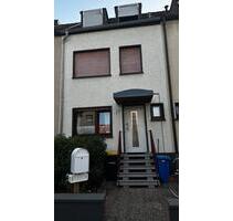 Reihenmittelhaus in LU-Friesenheim, nähe Ebertpark - Ludwigshafen am Rhein Ludwigshafen-Hemshof