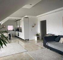 3 Zimmer Dachgeschoss Wohnung mit Südbalkon in Top Lage, ab 01.05 - Gießen Wieseck