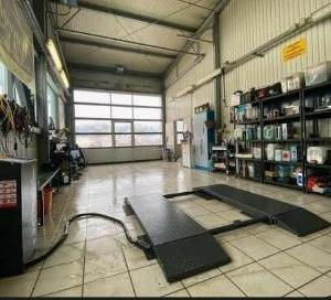 Foto - Kfz Werkstatt Halle - 900,00 EUR Kaltmiete,