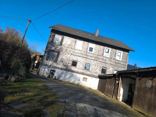 Foto - 13 Zimmer Mehrfamilienhaus, Wohnhaus zum Kaufen in Wissen