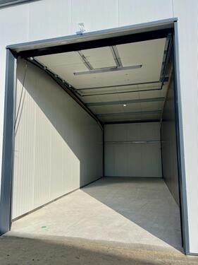 Foto - Halle , Lager , Werkstatt , Stellplatz für Boote , Yachten , Oldtimer, Wohnmobile 42-260 m²