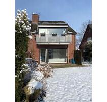 Stilvolle 3-Zimmer-Wohnung mit Balkon in Bremen-Oberneuland