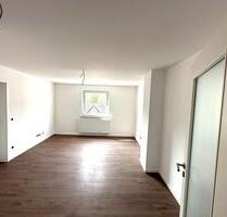 KERNSANIERTE 3-ZIMMER-WOHNUNG in Mönchröden - Rödental