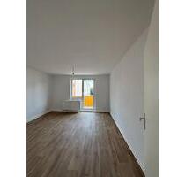 * vollsanierte 3-Zimmer Wohnung mit Balkon * - Gräfenhainichen