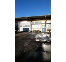 Gewerbehalle mit Büroflächen – zentral gelegen - Neumünster