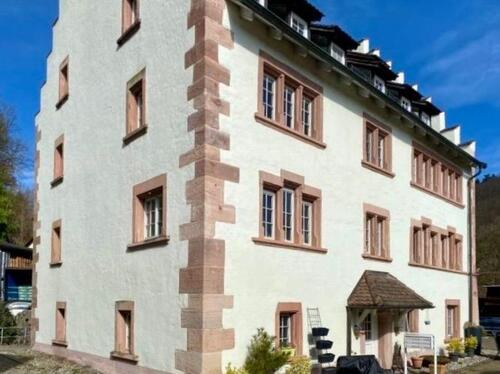 Foto - Kernsanierte 128 m² Etagenwohnung mit Altbaucharme