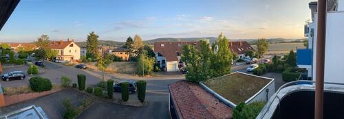 Foto - Großzügige 3-Zimmerwohnung mit großem Balkon mit Feldblick