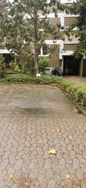 Foto - Parkplatz zu vermieten - 50,00 EUR Kaltmiete,