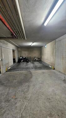 Foto - Tiefgaragenstellplatz zu vermieten