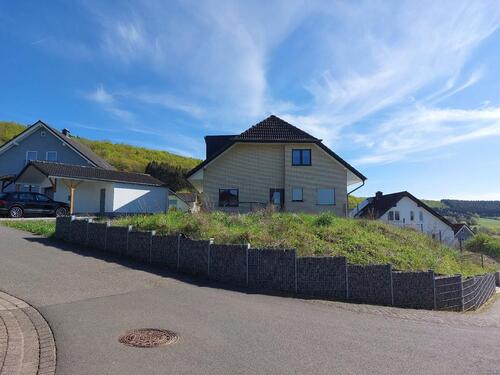 Foto - Provisionsfreies 2-Familienhaus im Grünen mit Top-Ausstattung