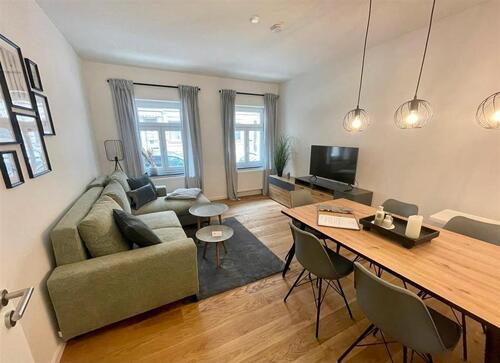 Foto - Sanierte 3-Zi.-Altbauwohnung im Herzen von Fürth - WG-Geeignet