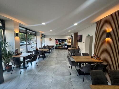 Foto - Gastronomie abzugeben - 2.500,00&nbsp;EUR Kaltmiete, ca.&nbsp; 120,00&nbsp;m&sup2;
