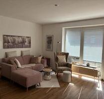Gepflegte 2-Zimmer-Wohng., Südbalkon&Tiefgarage,Bezugsprov.frei - Kiel Elmschenhagen