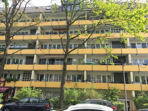 Foto - Steglitz: 2 Zimmer, 2 Balkone - gut für Selbstnutzer & Studenten