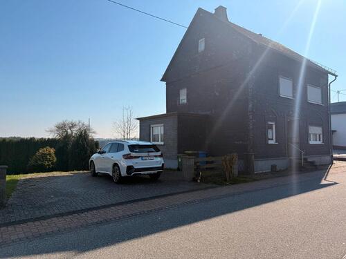 Foto - 5 Zimmer Einfamilienhaus zum Kaufen in Beltheim