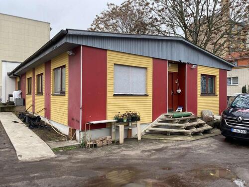Foto - Gewerbegrundstück mit Bungalow (Pension) und Lagerhalle und Freiflächen