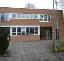 FÜR BÜRO ODER RUHIGE FERTIGUNG - 1.350,00 EUR Kaltmiete, in Geretsried (PLZ: 82538)