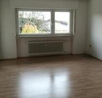 2- Zimmer Whg. Küche Tageslichtbad, KE, kl. Wohneinheit - Durmersheim