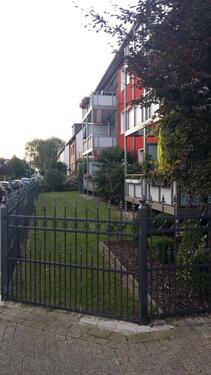 Foto - Helle 2-Zimmer-Wohnung mit Balkon im Erdgeschoss