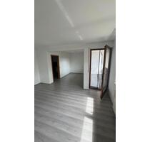 3-Zimmer-Wohnung mit Balkon & Einbauküche in Schömberg