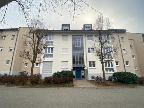 Foto - 3-Zimmer-DG Wohnung mit großer Dachterrasse in ruhiger Lage